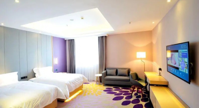 Двухместный номер Deluxe Lavande Hotel·Guangzhou Luoxi Xiajiao Metro Station