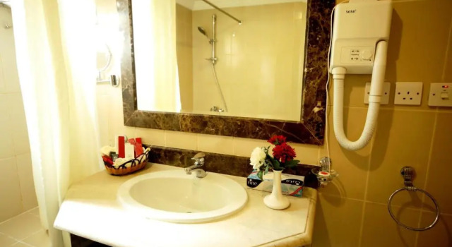 Двухместный номер Economy Roshan Al Azhar Hotel