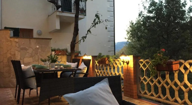 Апартаменты CASA VACANZE MONEGLIA 2 CAMERE con TERRAZZA nel VERDE