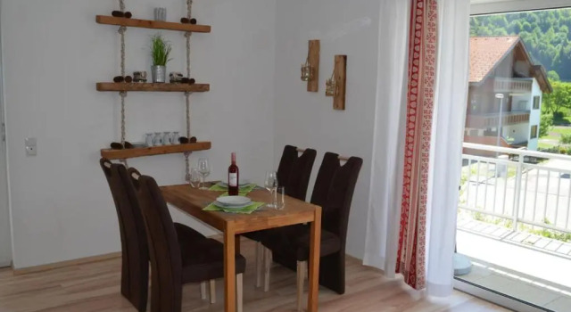 FeWo Sonne Oberstaufen-Kalzhofen, Varaa Hotelli Hotellit Baijeri pysäköinnillä, Pysäköinti