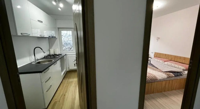 CentralFLAT Bacau 2rooms, Rezerwuj Apartament Hotele w Carpathians - Romania z parkingiem, Parking