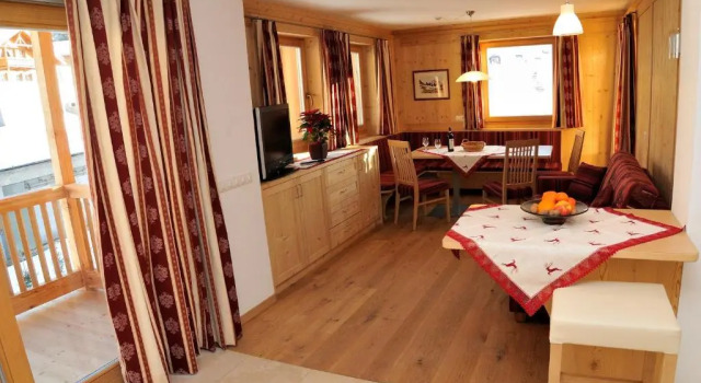 Апартаменты с 3 комнатами Chalet Regina