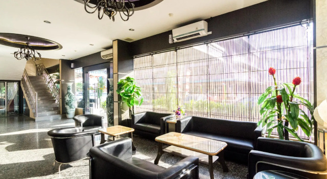 Lovina Inn Nagoya Batam