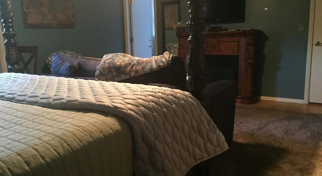 Up Up and Away Lodging, Book Bed and Breakfast Hermann Missouri