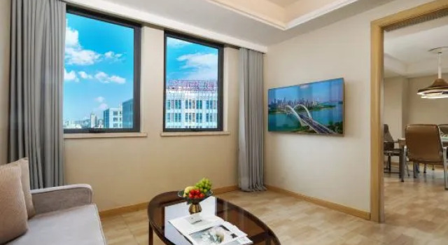 Люкс Superior Vienna International Hotel (Nanning Jiangnan Wanda Plaza)