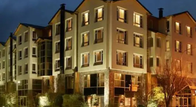 Полулюкс Patagonia Plaza Hotel