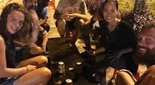 The Seaside Bungalow Hostel and Bar, Rezervovat Hostel Hostely v Quang Nam, Hostel