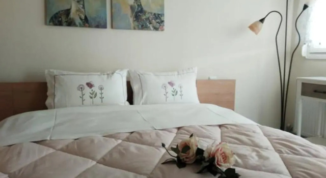 Brilliant House, Book Hotel Volos 