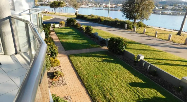 Апартаменты Merimbula Lake Apartments