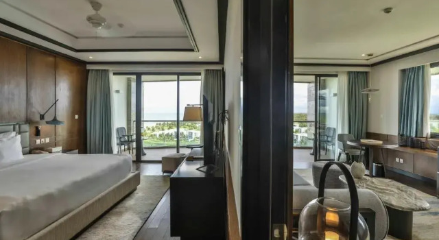 Двухместный люкс Executive Курортный отель Vinpearl Resort & Golf Nam Hoi An