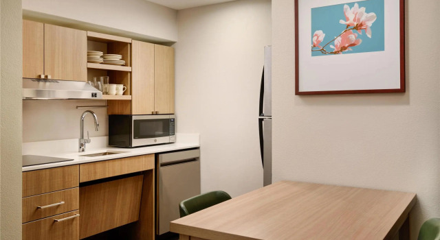 Одноместный люкс с 2 комнатами Homewood Suites by Hilton Macon-North