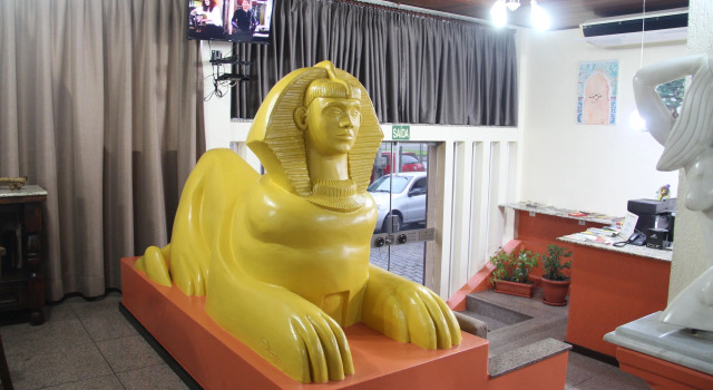 Oasis Chartouni Hotel, Забронировать Отель Блуменау Санта-Катарина, рядом с Собор Апостола Павла