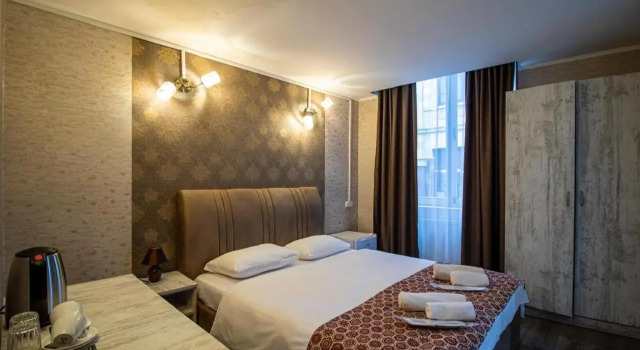 Zik Hostel, Забронировать Хостел Тбилиси Регион Тбилиси, рядом с Tеатр имени Марджанишвили