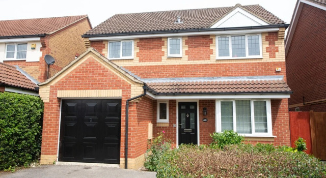 Bicester Serviced Accommodation - Oxfordshire, Забронировать Отель Отели Котсуолда с парковкой, Парковка