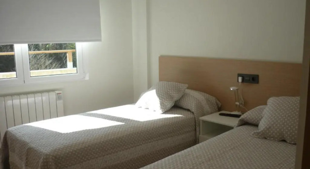 Pensión-Albergue Puente Ribeira, Buchen Sie Hostel Sarria, Lugo 