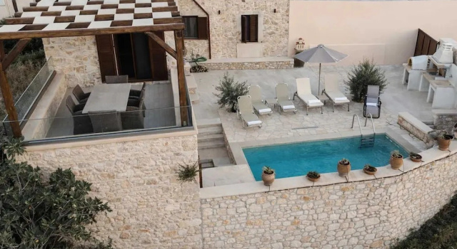 Коттедж Vertigo Stone Villa - Roumeli Private Pool Escape