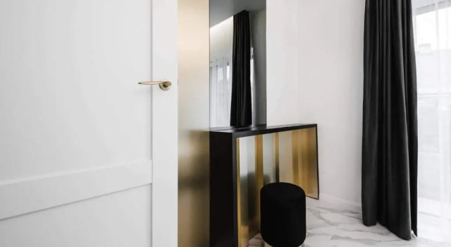 Luxury Suites Kaunas, self-check in, Prenota Hotel Kaunas Contea di Kaunas