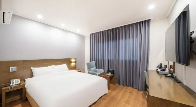 Номер Standard The 7 Business Hotel