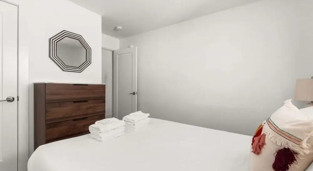 Chic Retreat In The Heart Of Nashville Unit #4a 2 Bedroom Apts