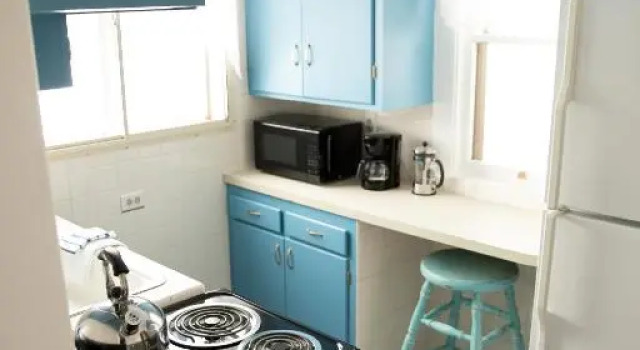 Charming French Studio Apartment, Забронировать Апартаменты/квартира Апартаменты Ларами, рядом с Matthew Shepard Memorial, Апартаменты/квартира