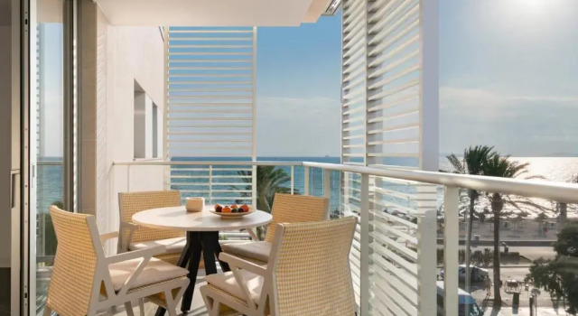 Семейные апартаменты с частичным видом на море Pure Salt Residences