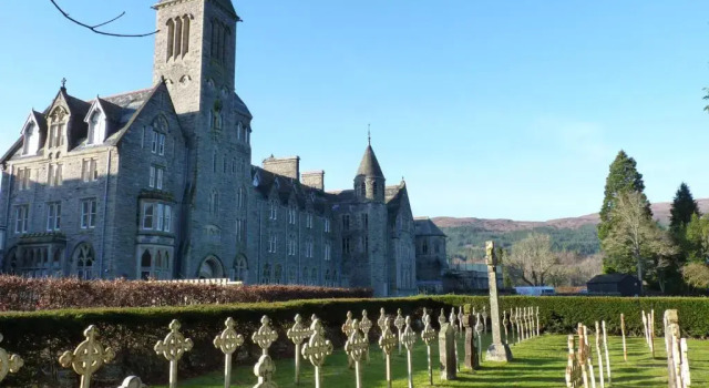 Апартаменты с 3 комнатами Loch Ness Moat House Apartments