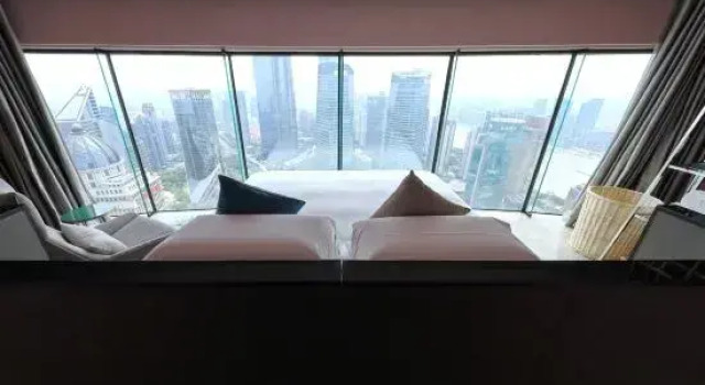Люкс Deluxe Shanghai Oriental Pearl Tower 230 Kongzhong Hotel