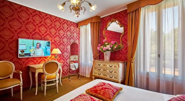 Номер Deluxe с видом на канал Hotel Gardena