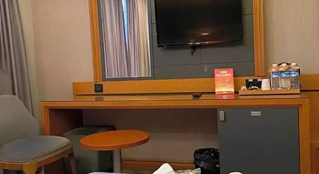 Трёхместный номер Standard FOUR SEVEN HOTEL