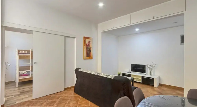 Apartment Suzy, Забронировать Апартаменты/квартира Пула Pula Riviera, рядом с Пляж в бухте Гортанова
