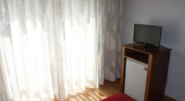 Hotel Classis, Забронировать Отель Браганса Trás-os-Montes e Alto Douro, рядом с Centro de Arte Contemporânea Graça Morais