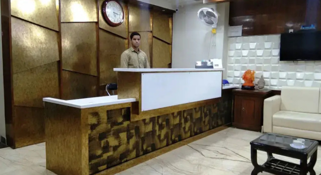 Hotel R P