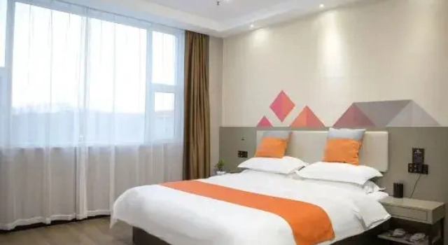 Семейный люкс с видом на горы Shuman Hotel (Yiyuan Branch)