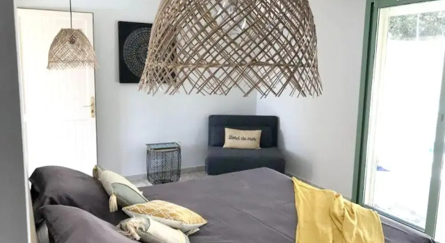 House With one Bedroom in Porto-vecchio, With Wonderful Mountain View, Shared Pool and Enclosed Garden, Varaa Hotelli Porto-Vecchio 