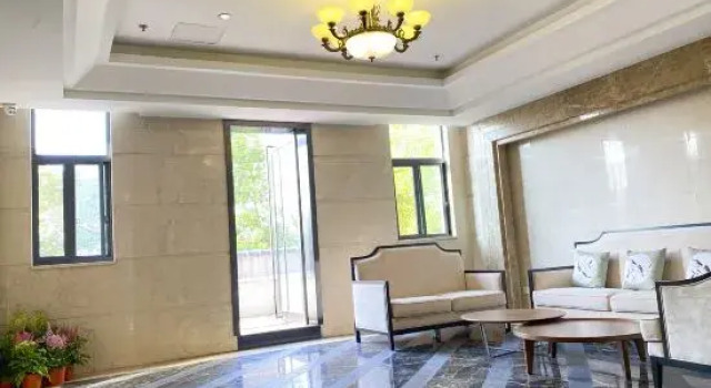 Gingko Lake Resort Hotel Villa, Rezerwuj Ośrodek wypoczynkowy Nankin Jiangsu