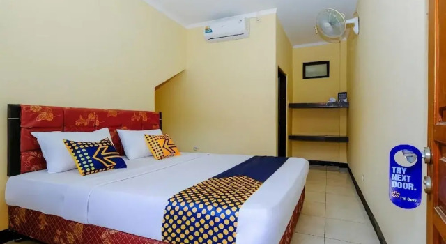Mandiri Senggigi Homestay, Забронировать Отель Отели Сенггиги с парковкой, рядом с Batu Bolong Temple, Парковка