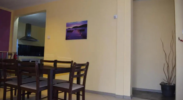 Апартаменты Цокольный этаж Baywatch Apartment