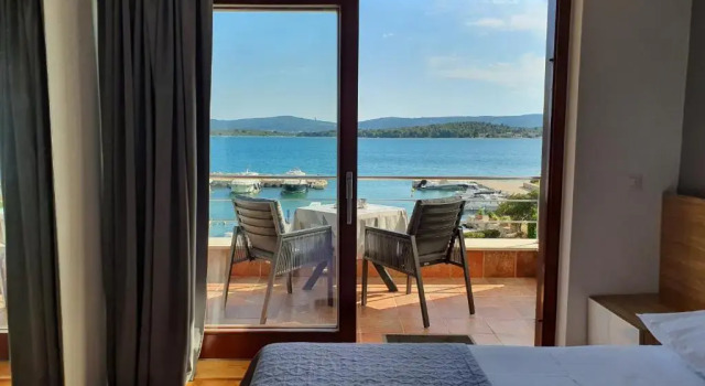 Апартаменты Deluxe c 1 комнатой с балконом и с видом на море Apartments Villa Oliva