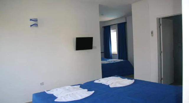 Standardní Třílůžkový pokoj Rota Hotel