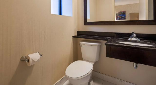 Четырёхместный номер Standard Hotel Europa, BW Signature Collection