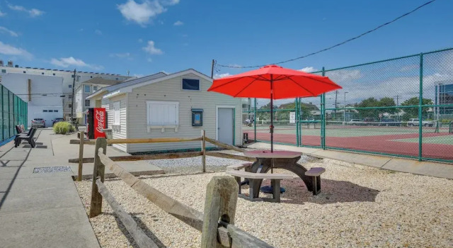 Wildwood Crest Vacation Rental - Walk to Beach!