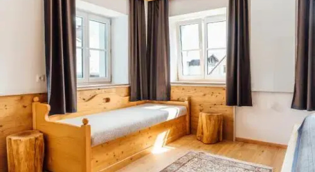 Private Suite Binder, Book Hotel Traunkirchen 