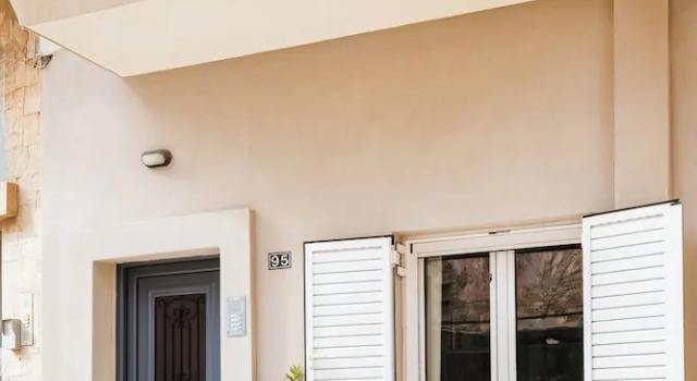 Modern 2-Bedroom Apartment in Heraklion City Center, Забронировать Апартаменты/квартира Ираклион Центральный Крит