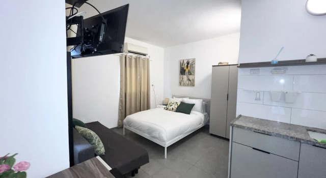 Апартаменты Superior AspenTLV - Hacarmel Market Apartments