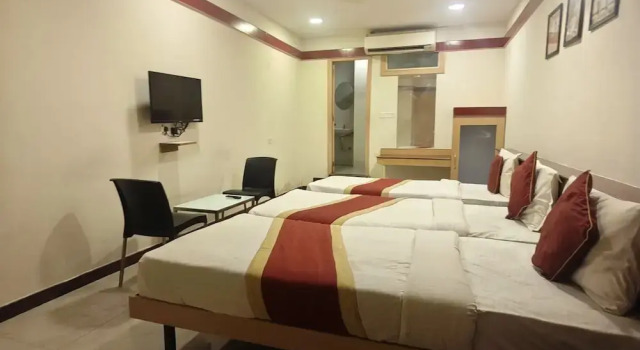 Номер Standard Stayz Royale Hotels - Electronic City