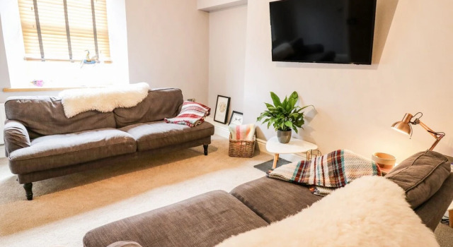 Water Street, Book Hotel Aberaeron Ceredigion