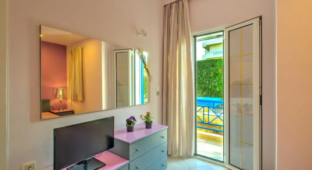 Sea Breeze Corner, Cozy Flat near the Beach, Забронировать Отель Амудара Центральный Крит