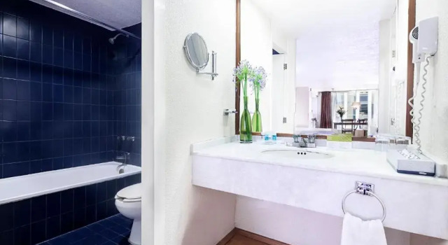 Standardowy trzyosobowy pokój San Marino Suites