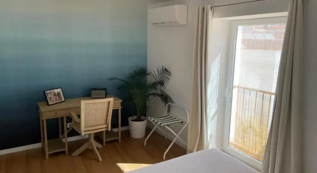 Двухместный люкс с видом на бассейн Casa Apollo Guesthouse