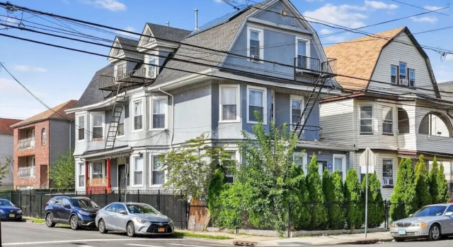 607 Massive 5 Bedroom Close to NYC